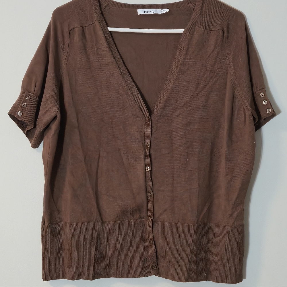 Ricki's XXL Brown V-Neck Cardigan Short Sleeve Button Down Classic Knit Sweater - Picture 2 of 16
